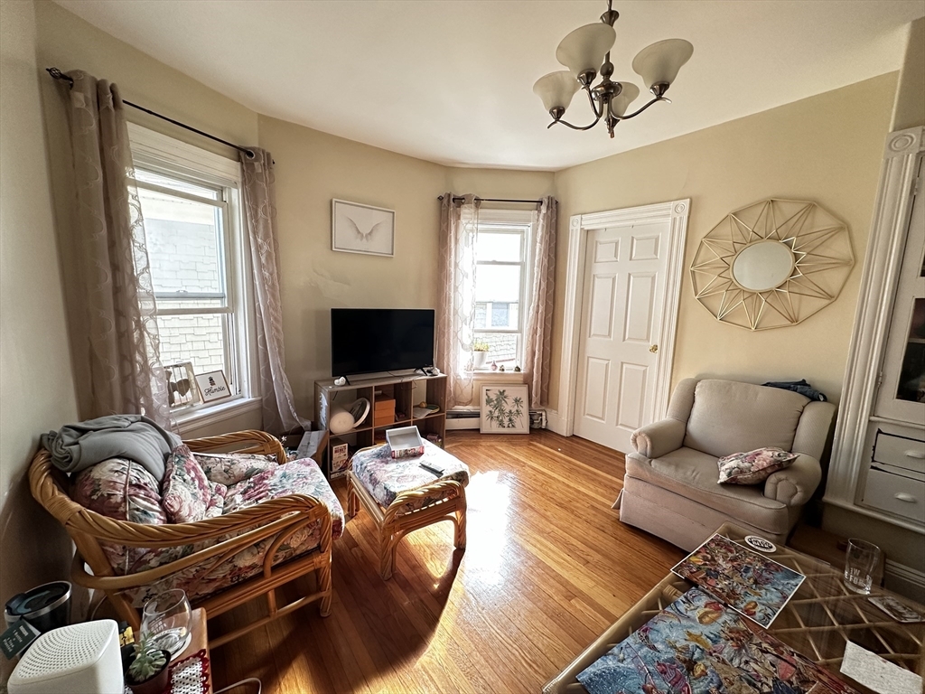 Property Photo:  28 Cutter Ave 4  MA 02144 