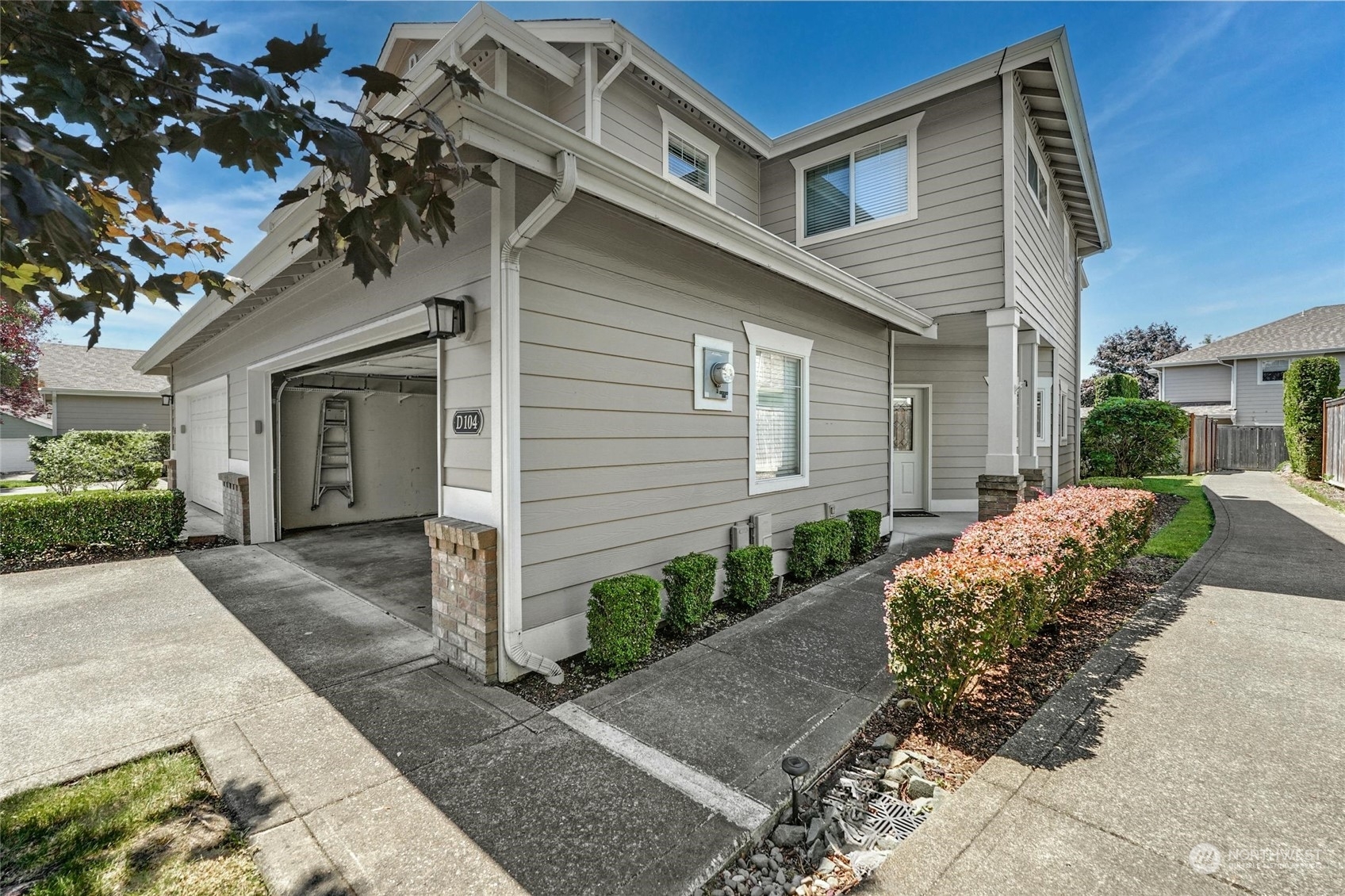 Property Photo:  10700 SE 260th Street D104  WA 98030 