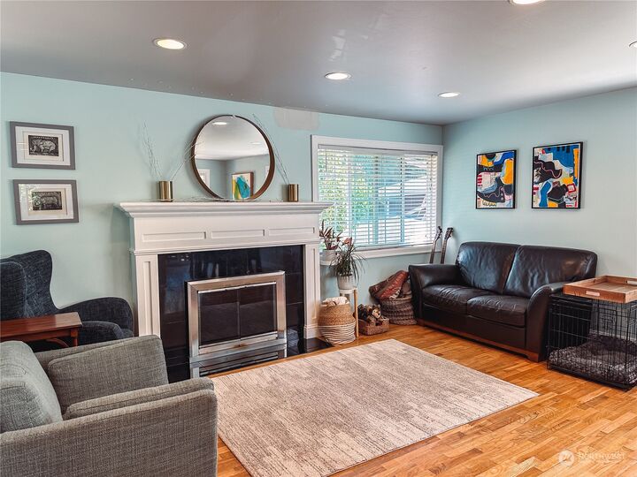 Property Photo: 112 18th Avenue WA 98033
