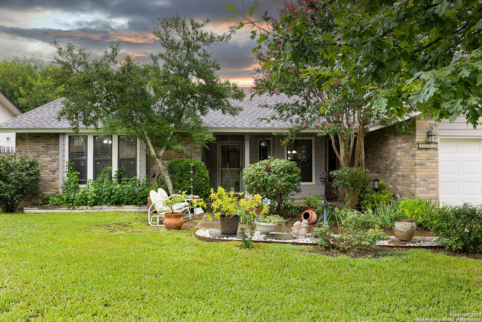 Property Photo:  5902 Pineway St  TX 78247 