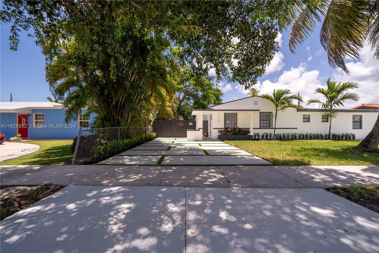 Property Photo:  7370 SW 37th St  FL 33155 