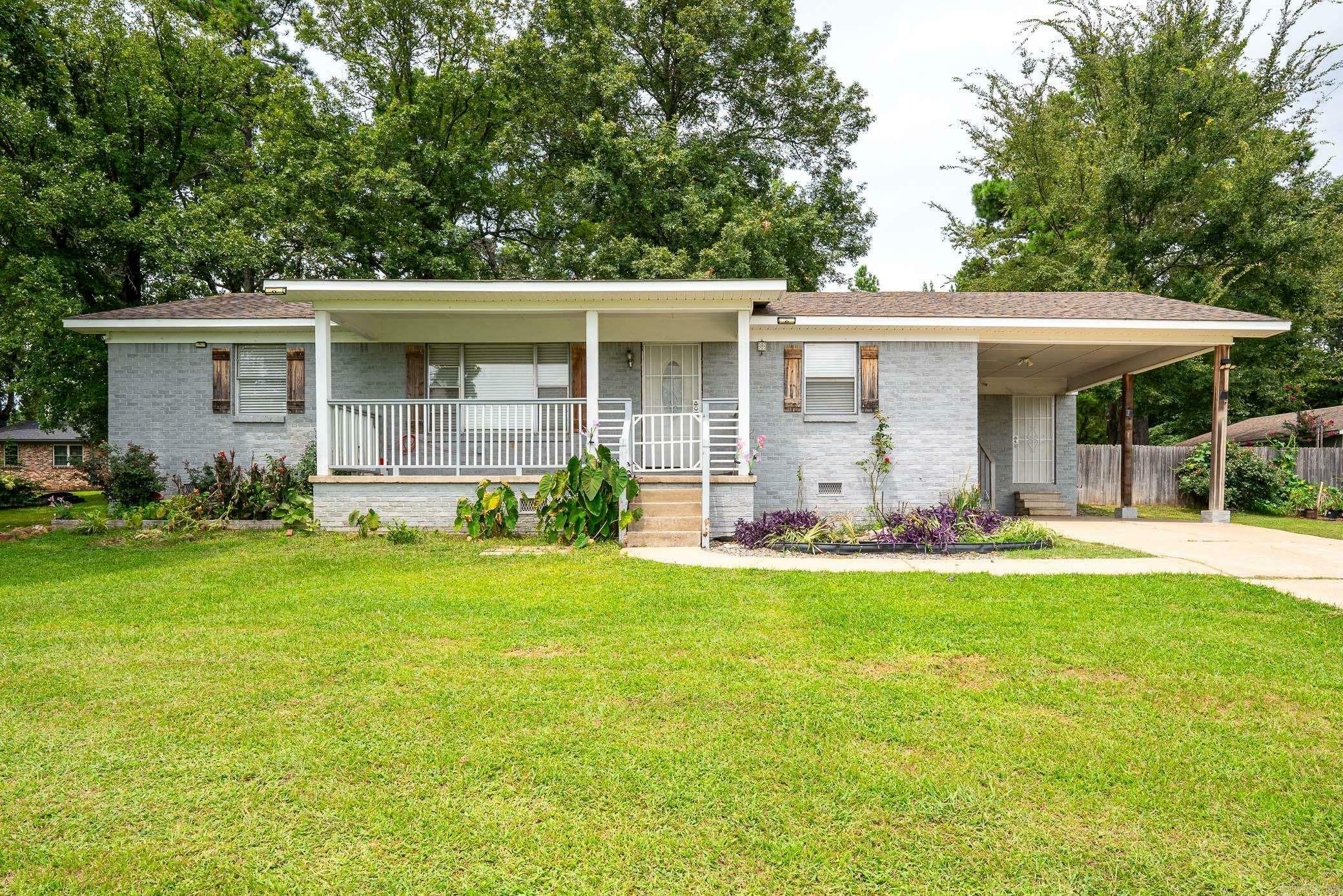 Property Photo:  4 Lieblong Road  AR 72058 