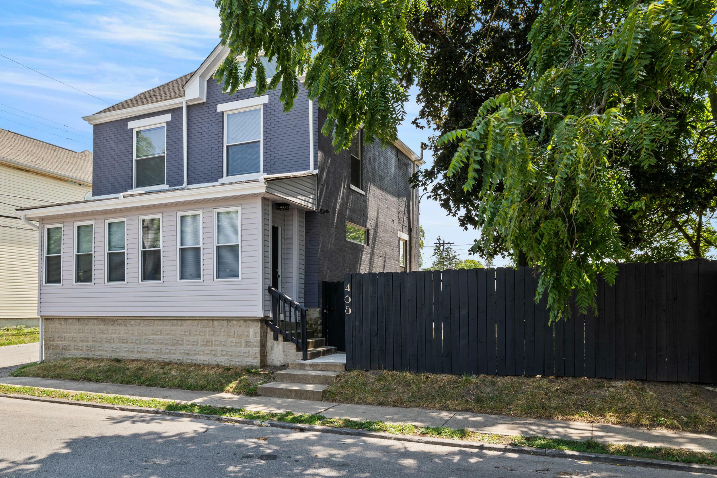 Property Photo:  465 Southwood Avenue  OH 43207 