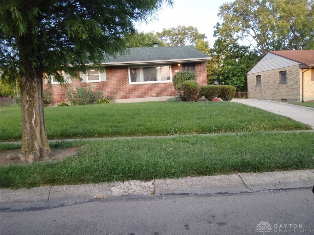 Property Photo: 2526 Baywood Street OH 45406