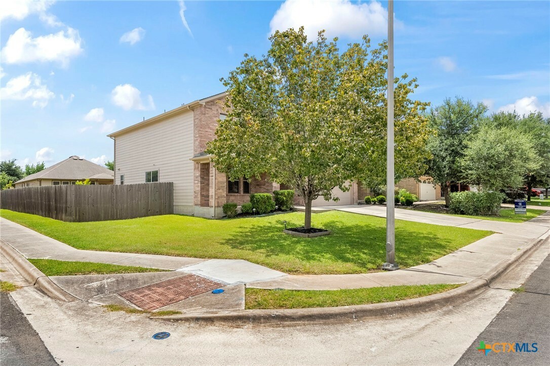 Property Photo: 780 New Bridge Drive TX 78640