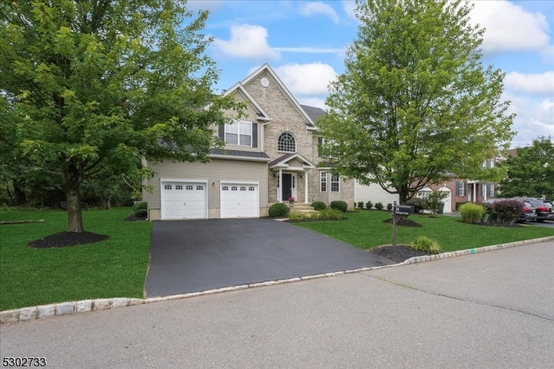 Property Photo:  34 Treetops Cir  NJ 08540 