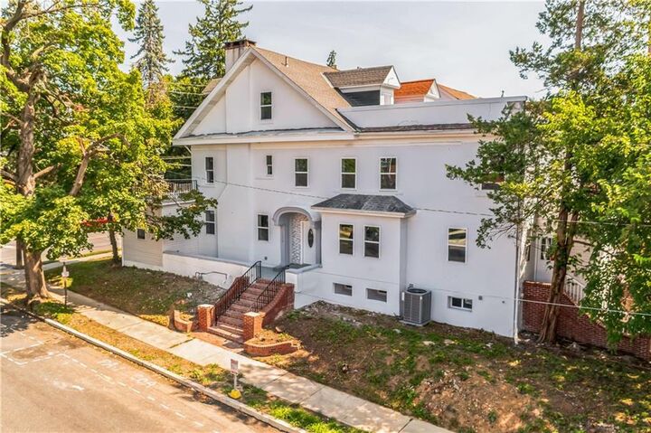 1550 West Walnut Street  Allentown City PA 18102 photo