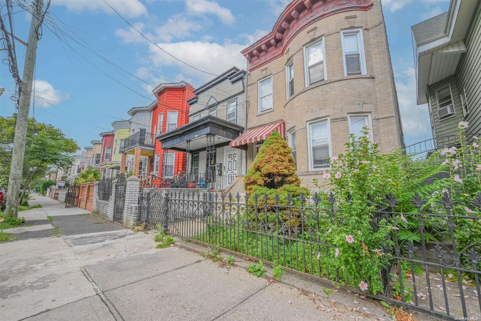 Property Photo:  102 Shepherd Avenue  NY 11208 