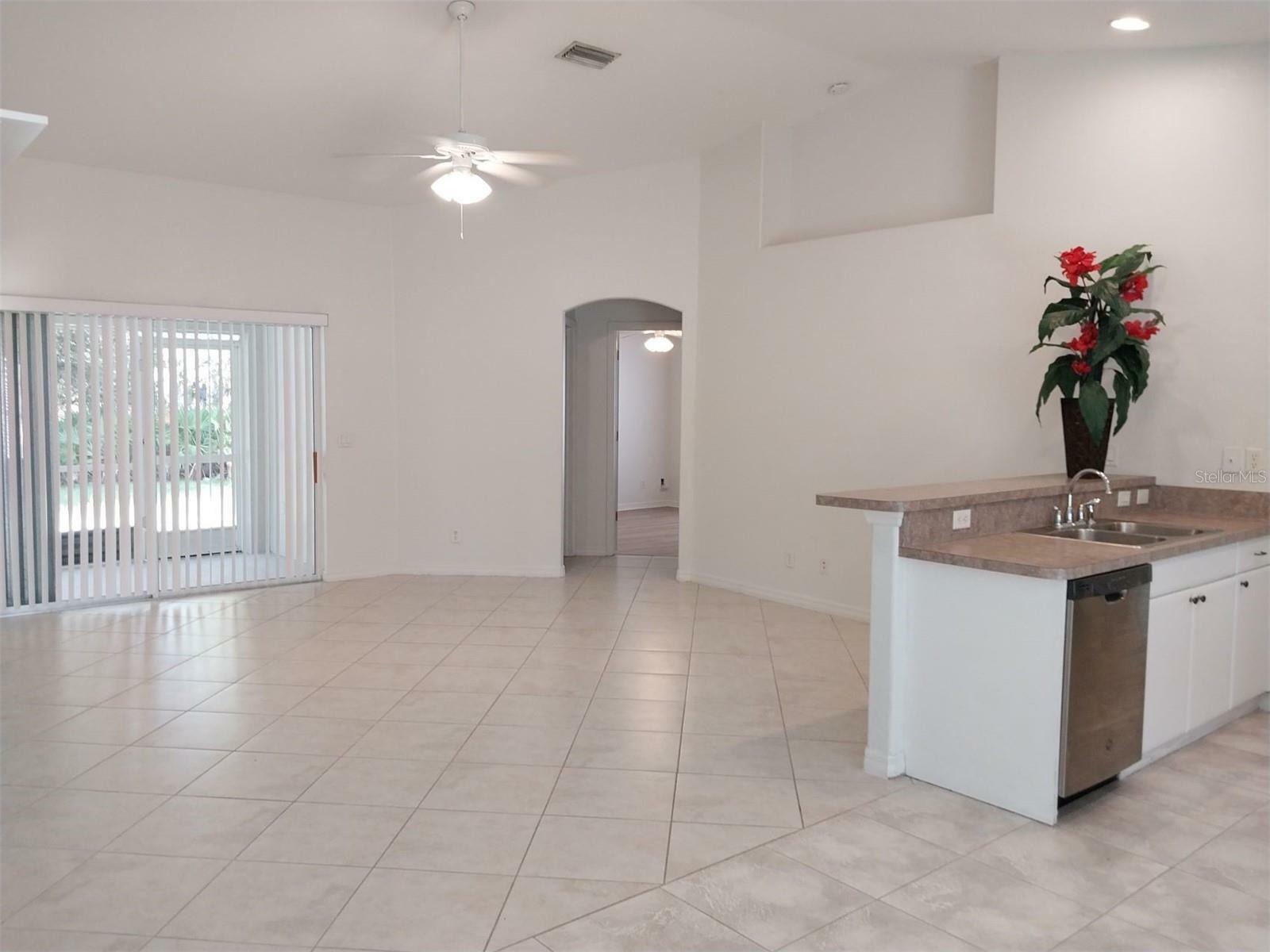 Property Photo:  1674 Kew Gardens Avenue  FL 34286 