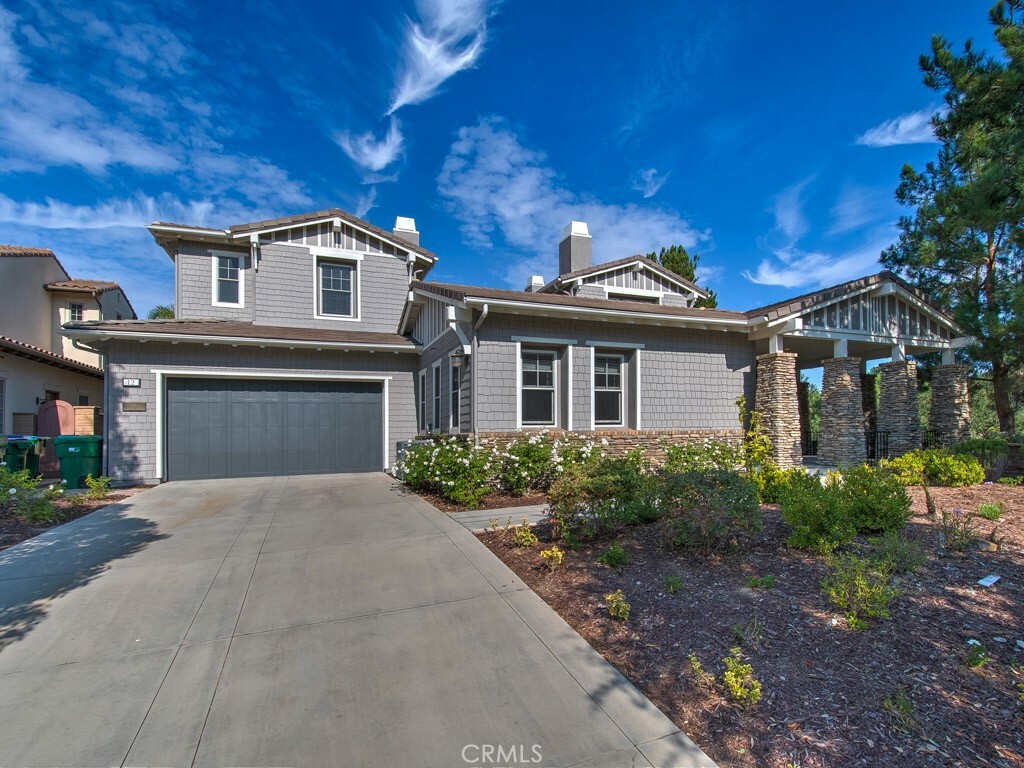 Property Photo: 12 Pistoria CA 92694