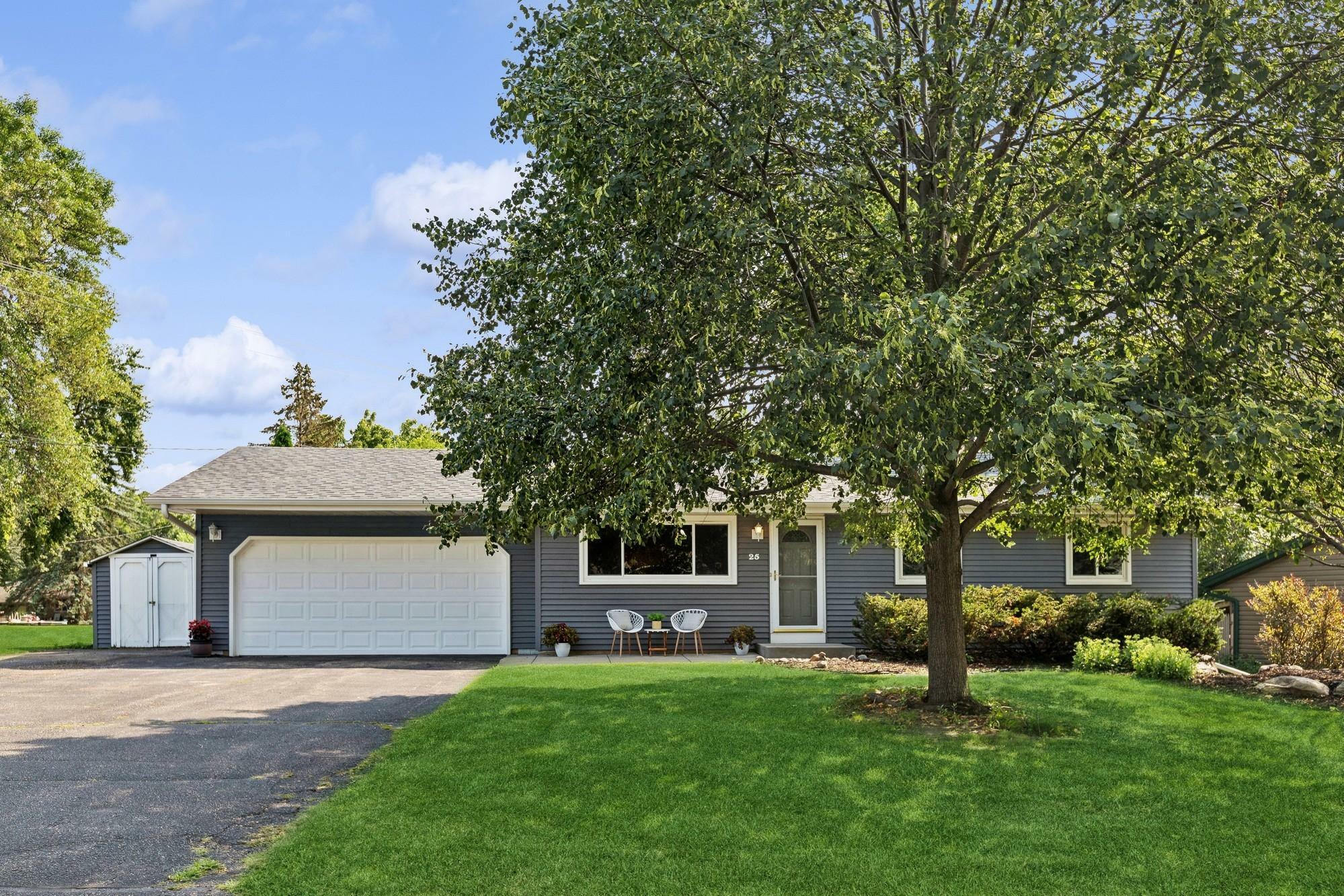 Property Photo:  25 E 129th Street  MN 55337 