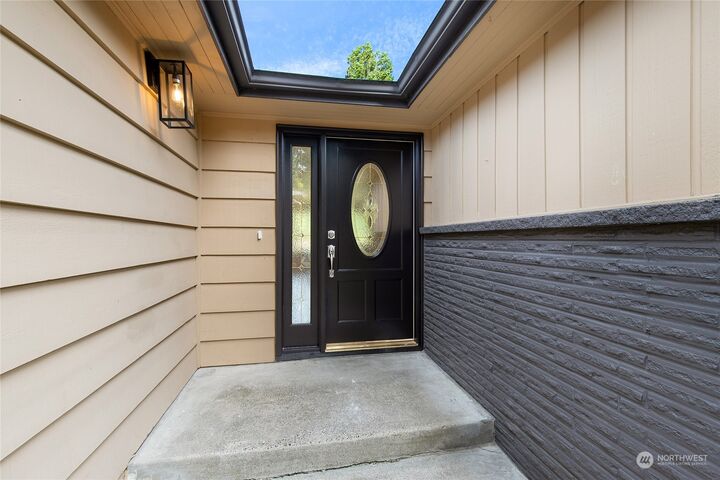 Property Photo:  15532 11th Avenue NE  WA 98155 