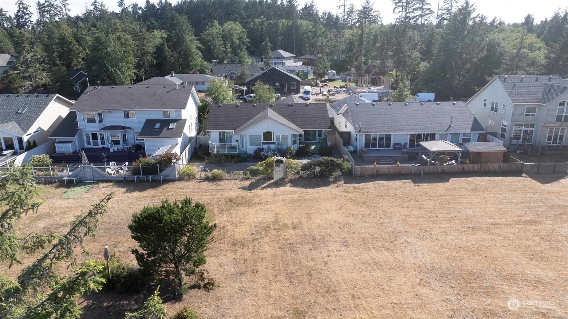 Property Photo:  114 Sunrise Avenue SE  WA 98569 