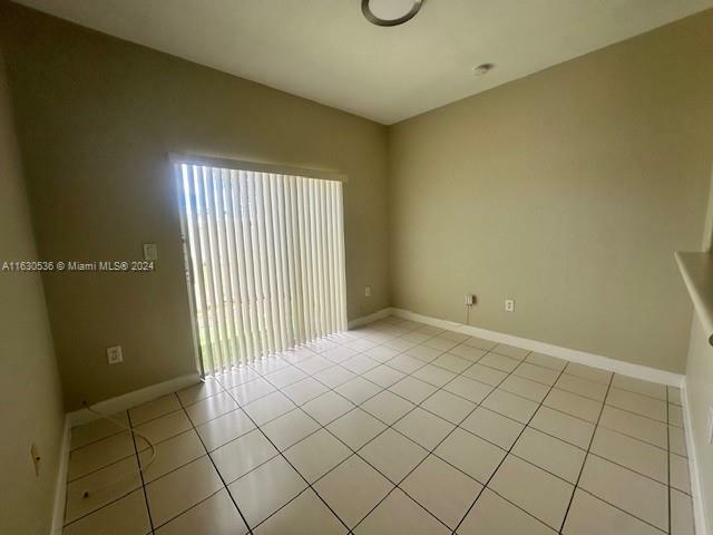 Property Photo:  2551 SE 16th Ter 108  FL 33035 