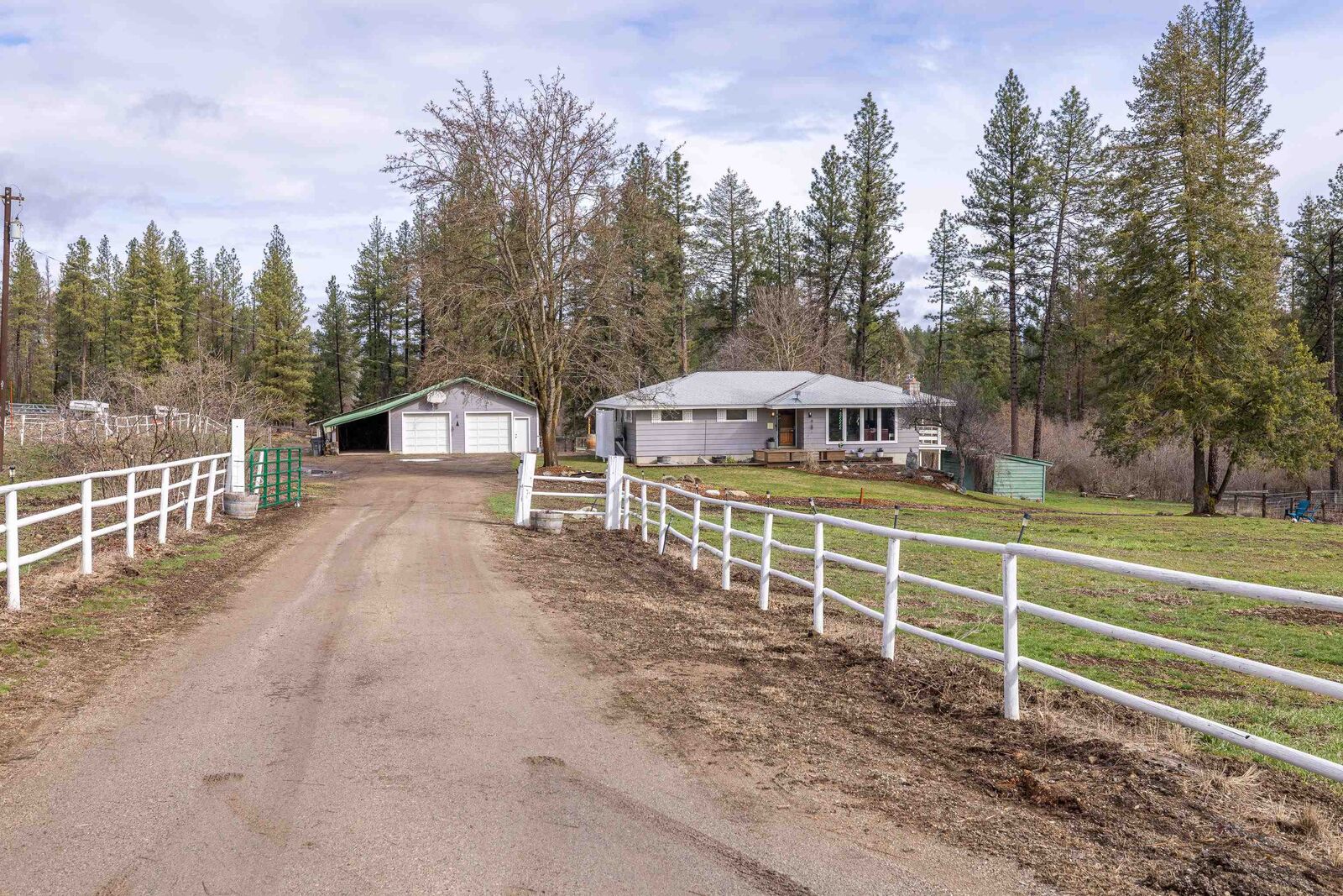 Property Photo: 6510 W Burroughs Rd WA 99006