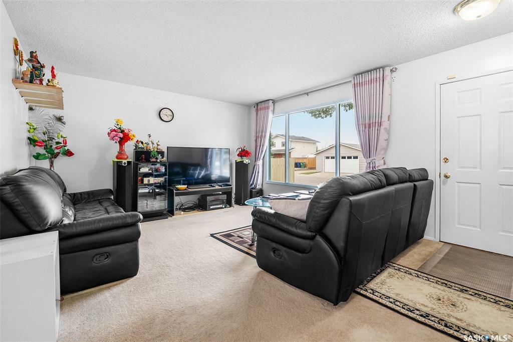 Photo de la propriété:  3902 Centennial Drive  SK S7L 5L1 