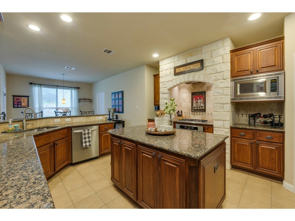 4215 Meadow Vista Lane  Round Rock TX 78665 photo