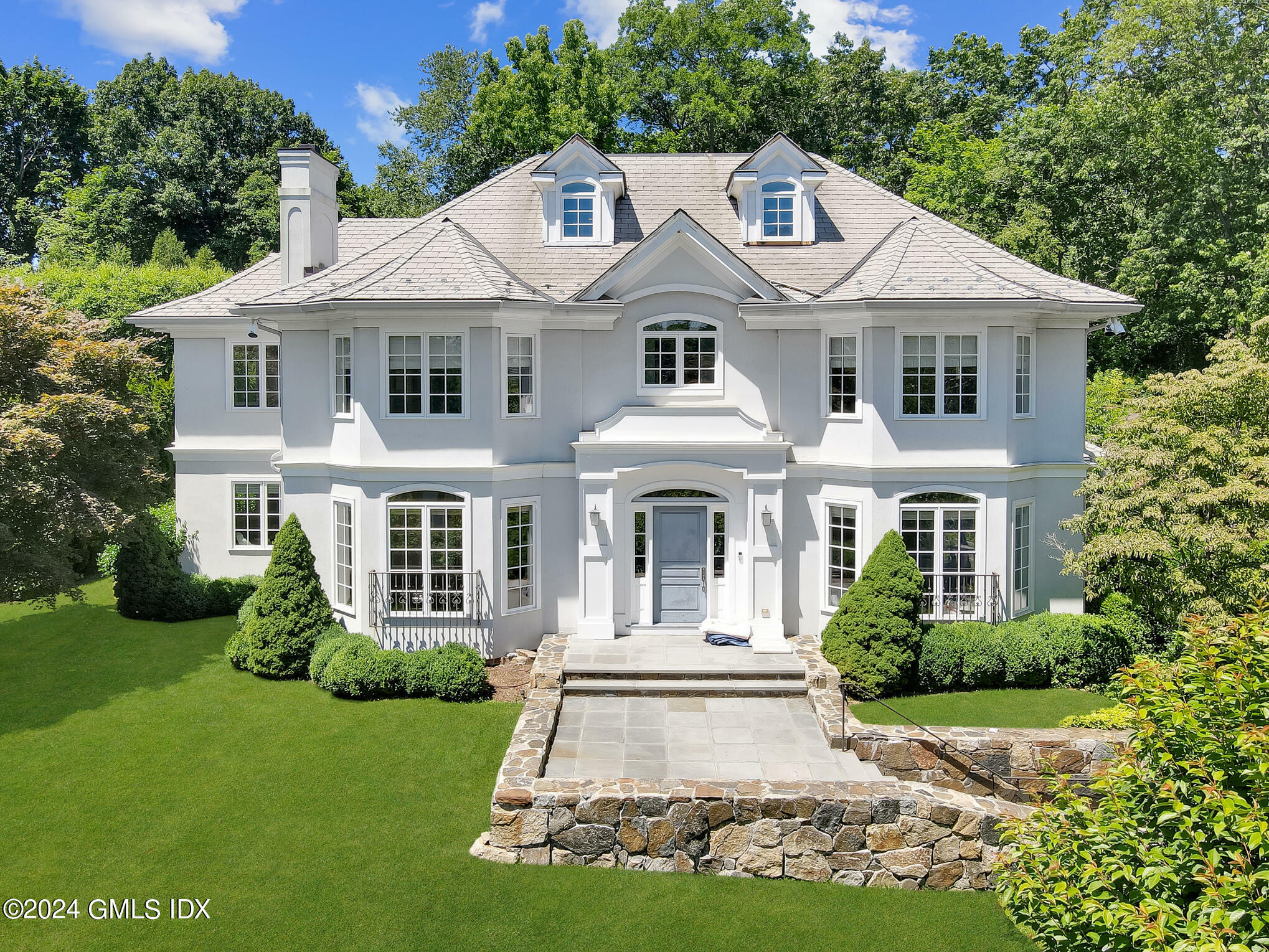 220 Overlook Drive  Greenwich CT 06830 photo