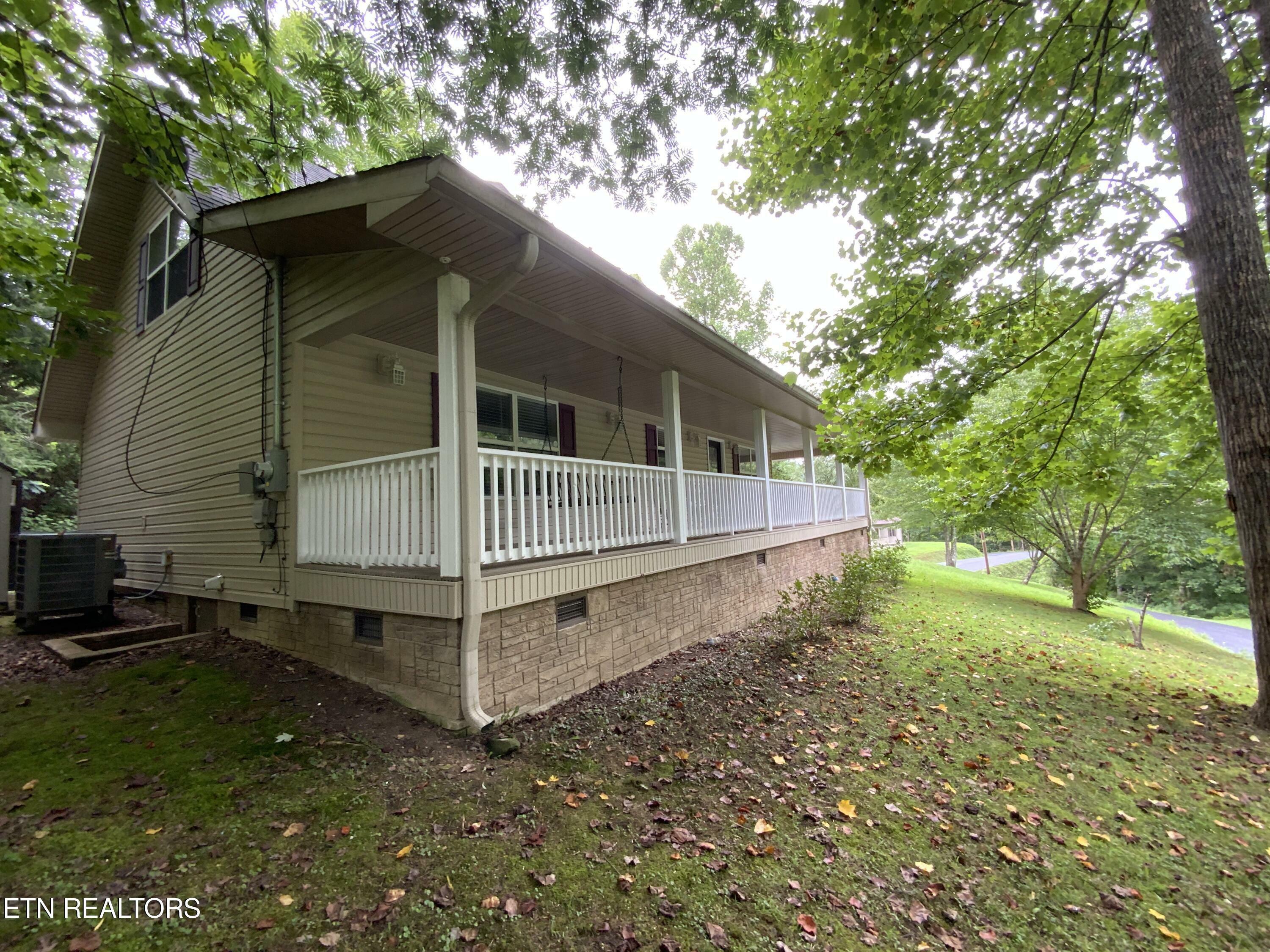 Property Photo:  222 Palmer Road Rd  TN 37738 