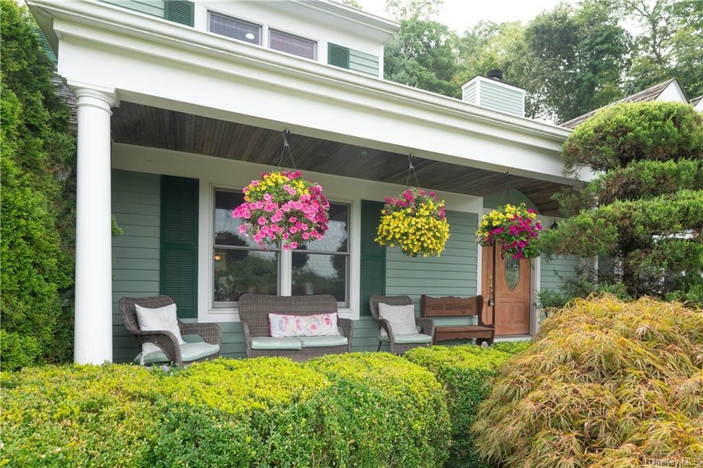 Property Photo:  29 E Hill Road  NY 10567 