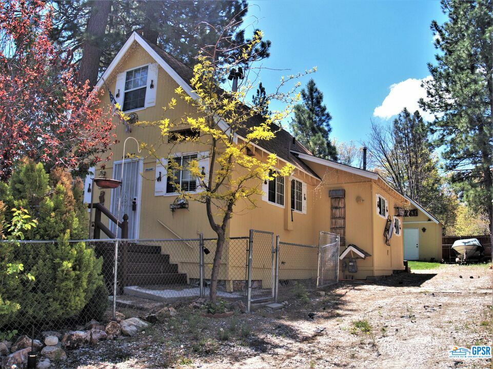 Property Photo: 40235 Guinan Lane CA 92315