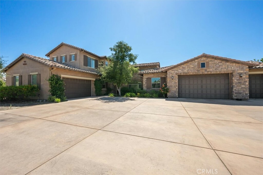 Property Photo:  41904 Knoll Vista Lane  CA 92592 