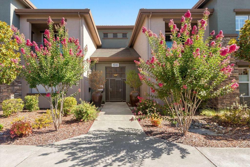 Property Photo:  1510 Topanga Lane 207  CA 95648 