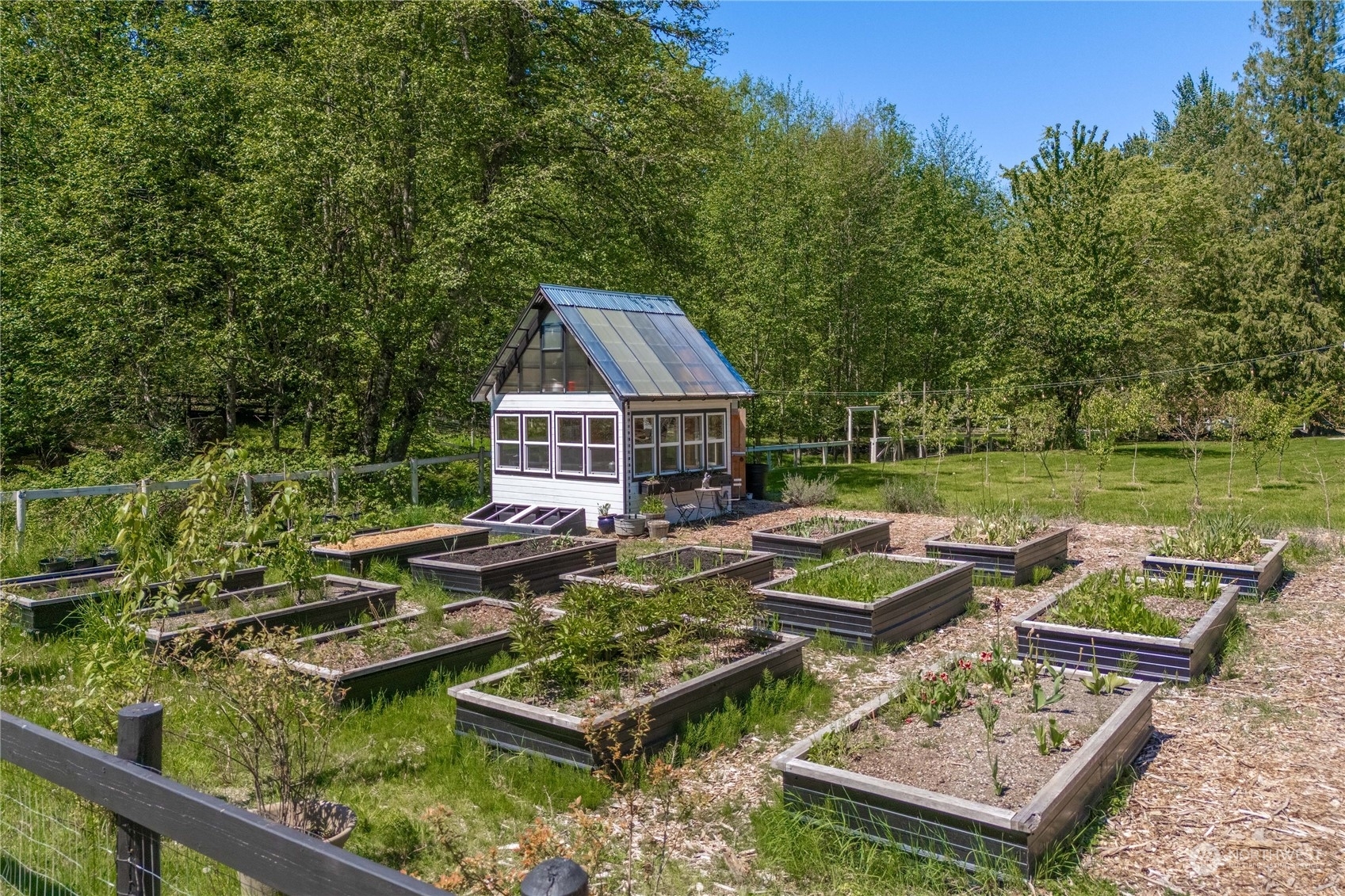 Property Photo:  20908 188th Avenue SE  WA 98058 