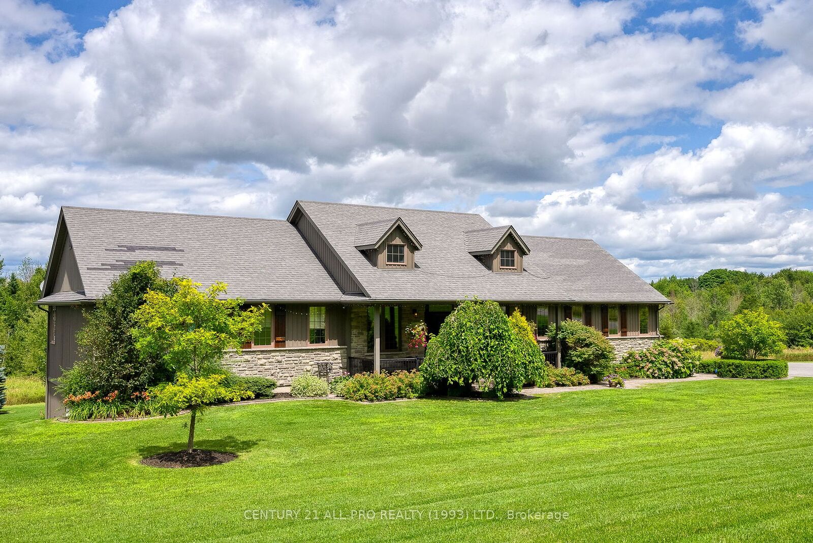 Photo de la propriété:  2300 Victoria Rd  ON K0K 1L0 