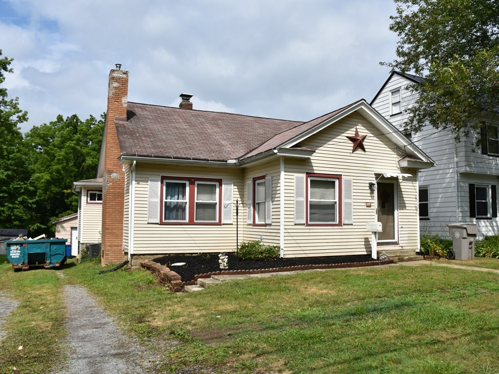 Property Photo:  1024 S. Morgan Street  PA 16335 