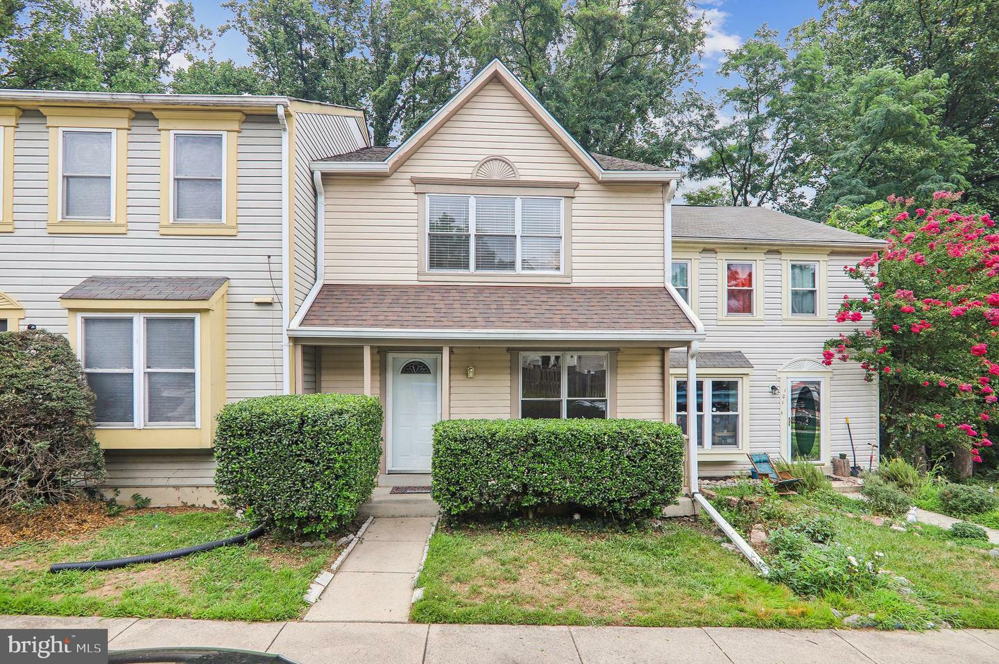 Property Photo:  103 Kinsman View Circle  MD 20901 