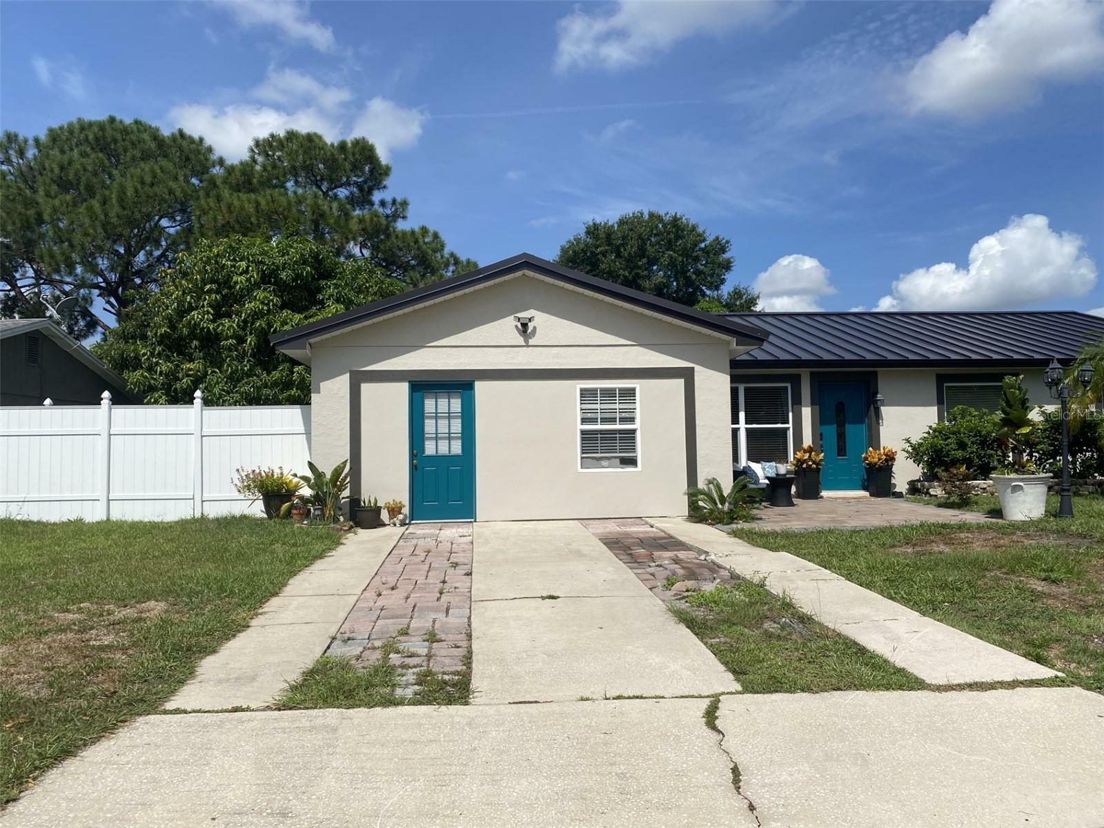 Property Photo:  312 Gardenia Road  FL 34743 