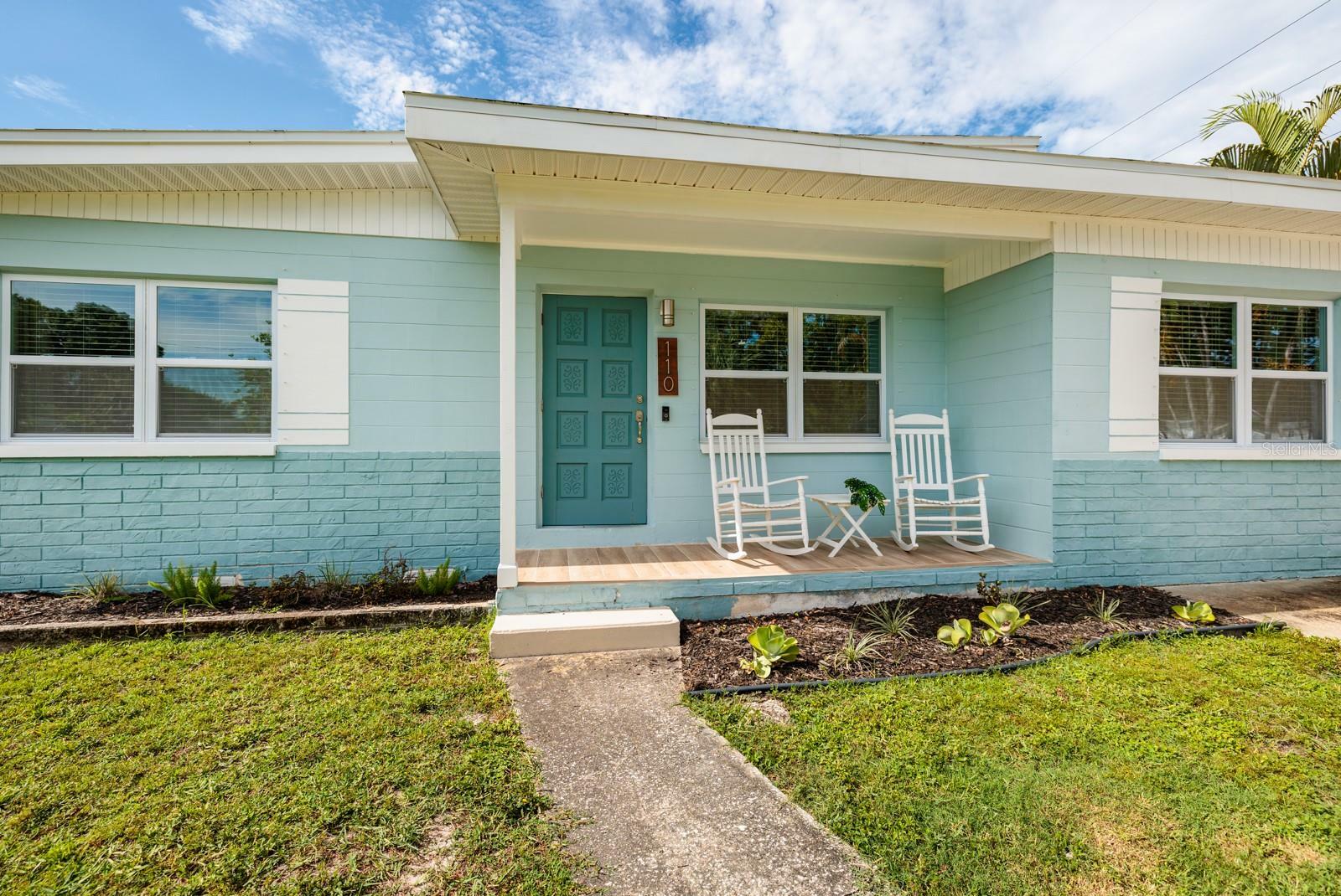 Property Photo:  110 Pershing Street NE  FL 33702 