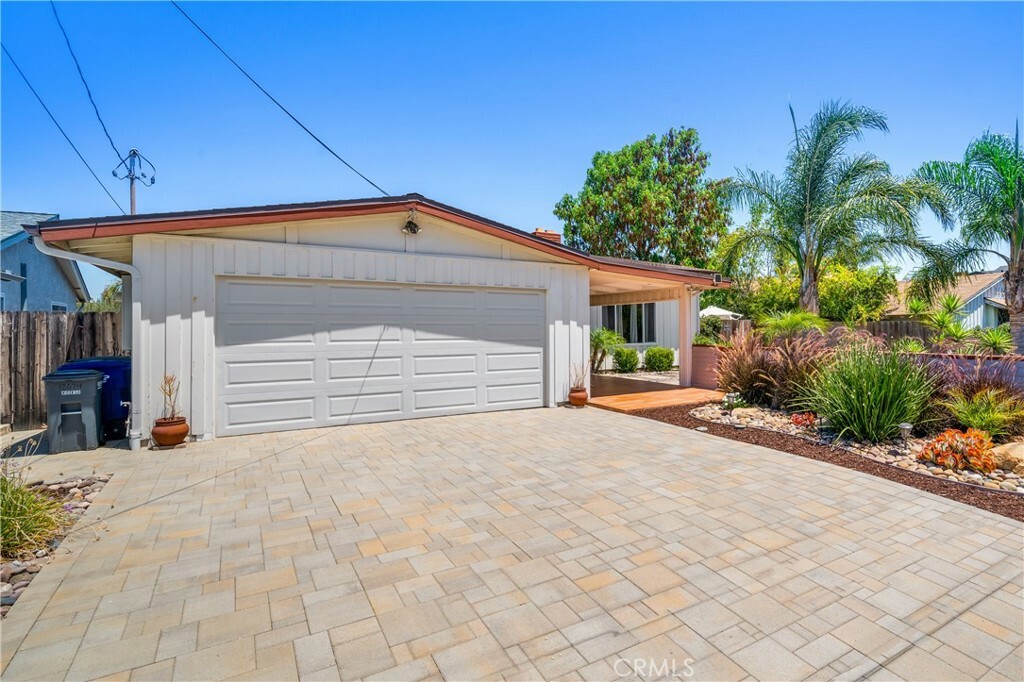 Property Photo:  12674 Metate Lane  CA 92064 