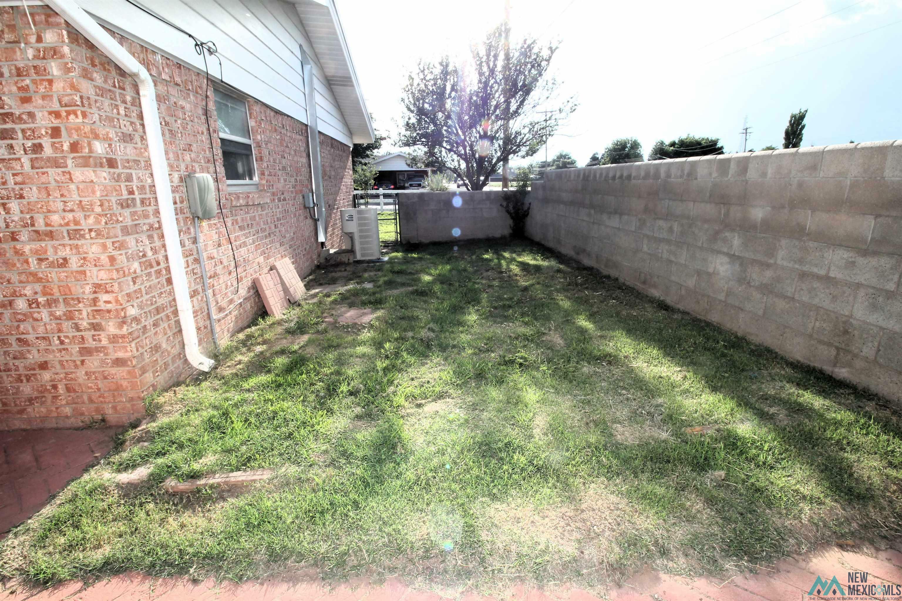 Property Photo:  101 Texas Drive  NM 88130 