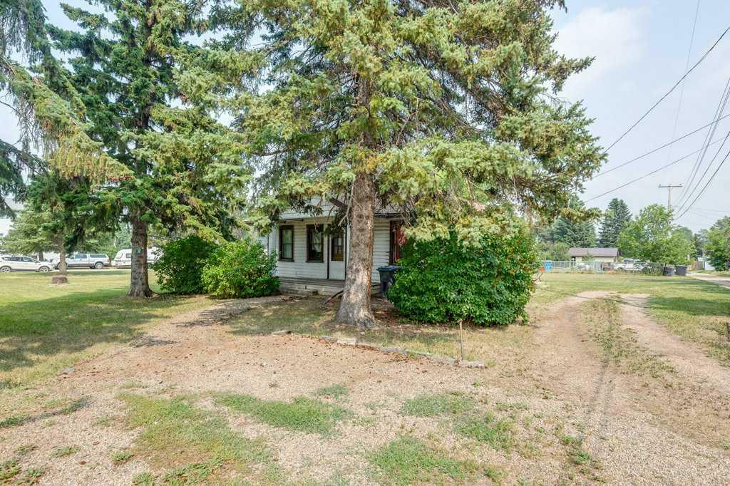 Property Photo: 5611 51 Street AB T0C 2J0