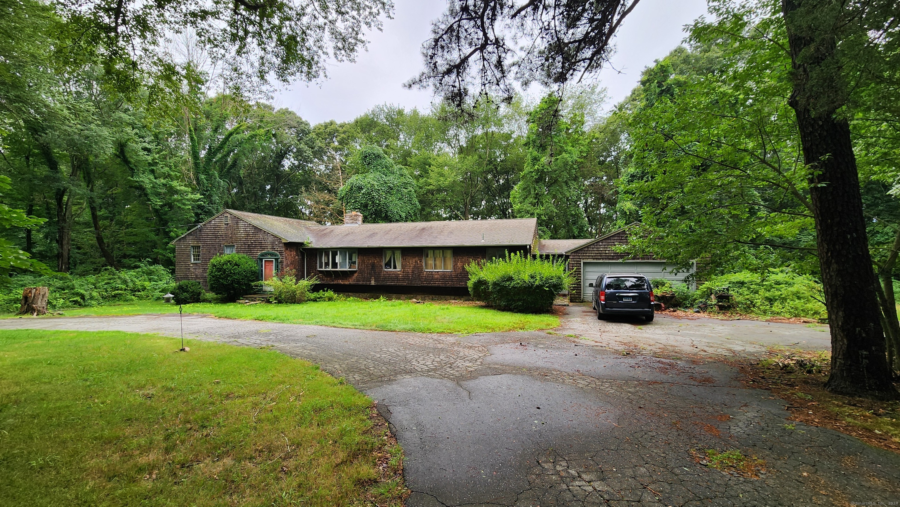 1319 Baldwin Hill Road  Ledyard CT 06335 photo