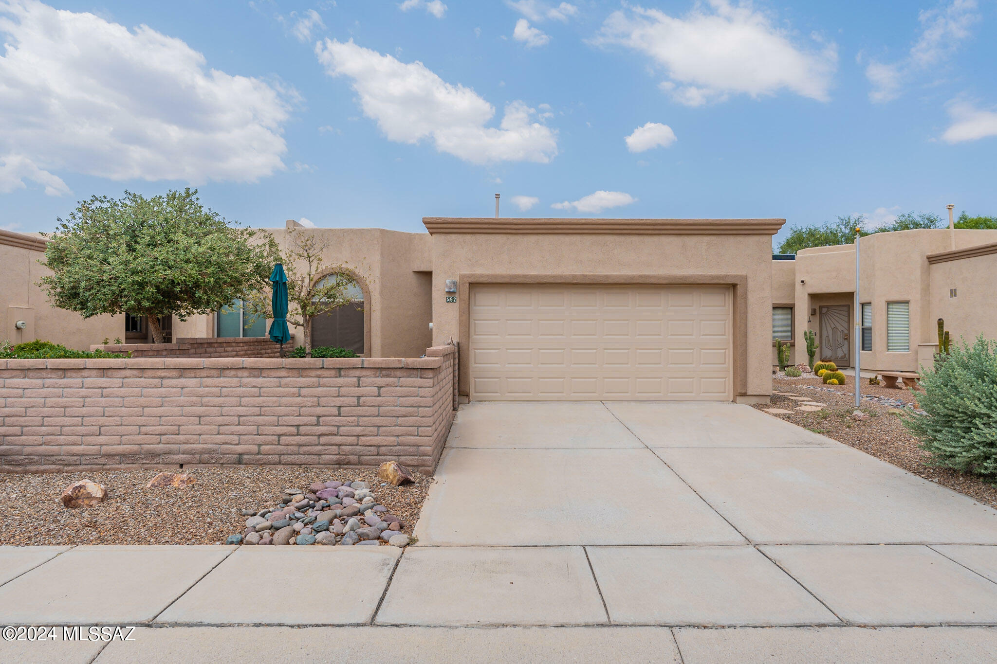 Property Photo:  592 W Crenshaw Lane  AZ 85614 