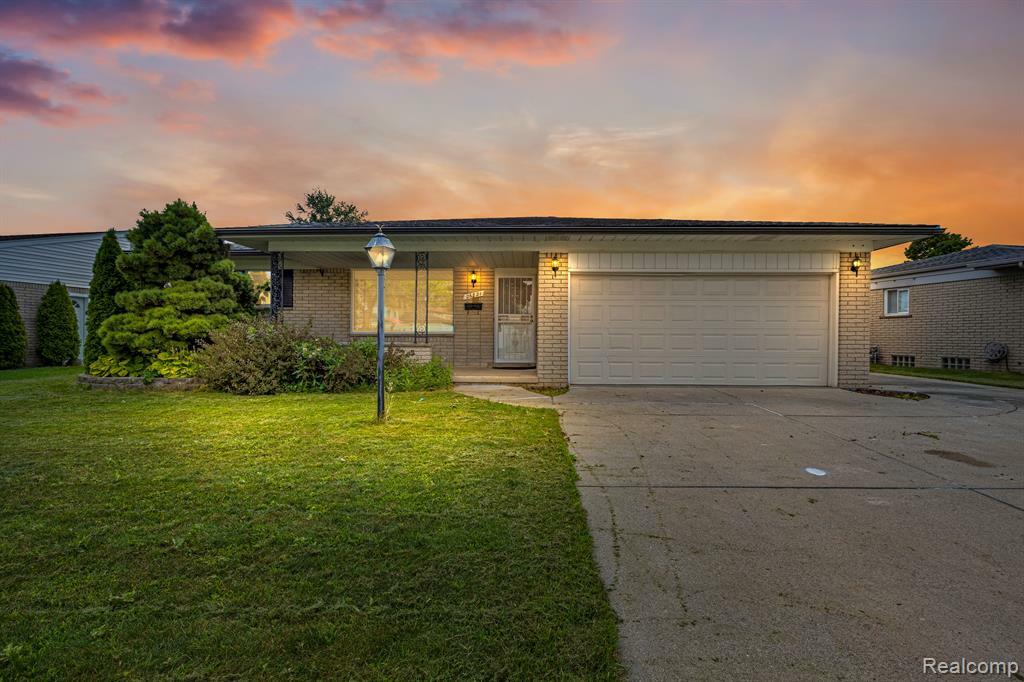 Property Photo: 26821 Northmore Street MI 48127 3619