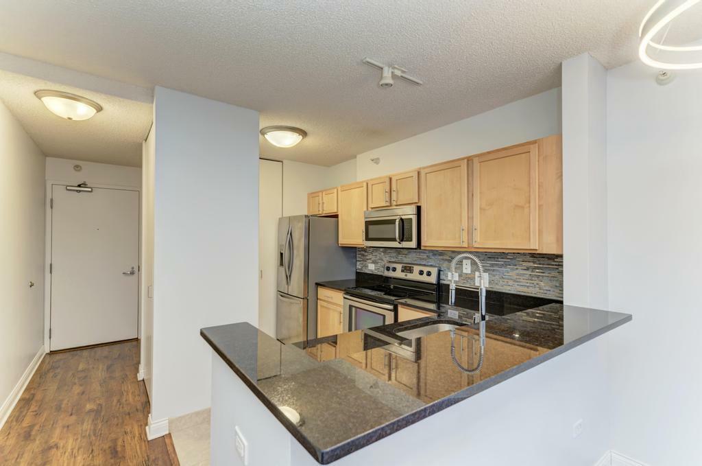 Property Photo:  222 N Columbus Drive 606  IL 60601 