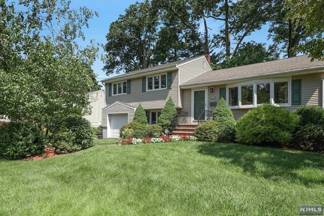 Property Photo:  70 Vivian Avenue  NJ 07630 