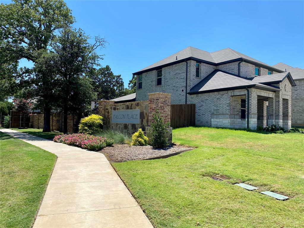 Property Photo:  218 Luna Lane  TX 75065 