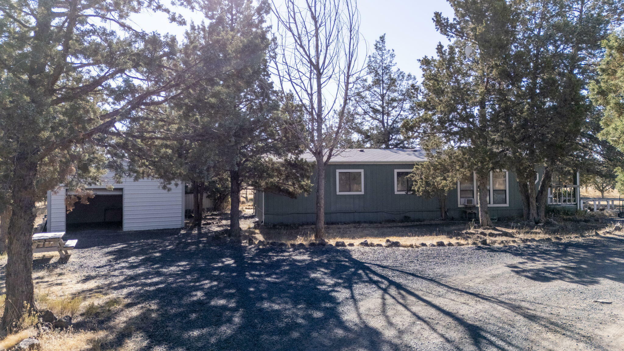 Property Photo:  4204 SE Tillamook Loop  OR 97754 