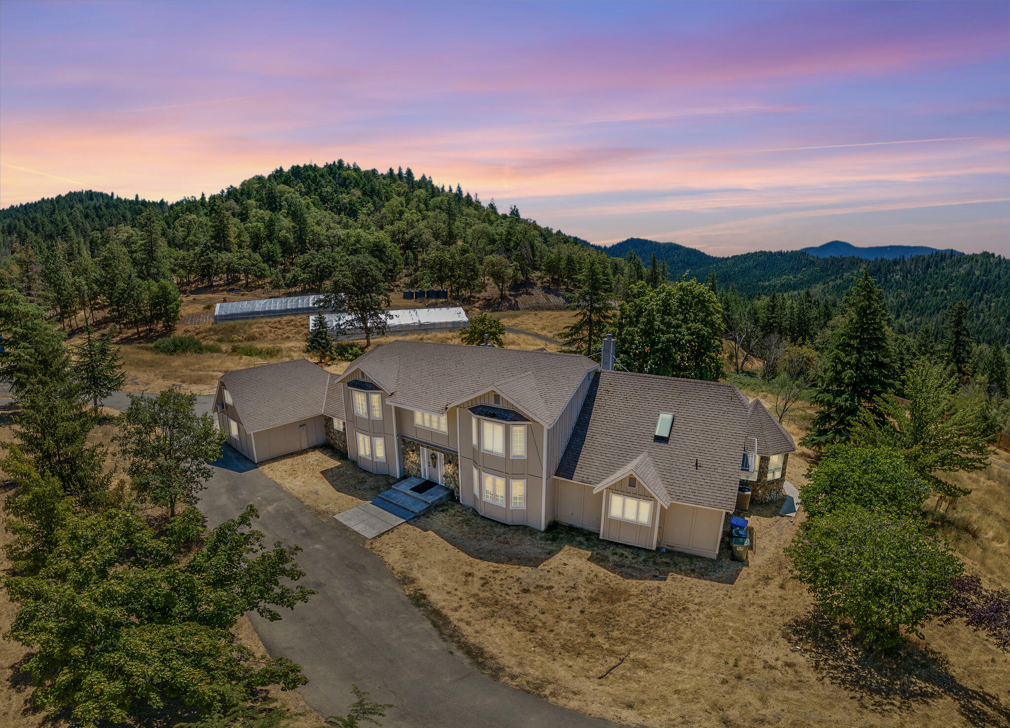 Property Photo:  1500 Panther Gulch Road  OR 97544 