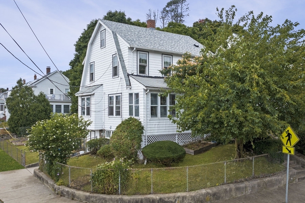 Property Photo: 206 Fulton St MA 02155