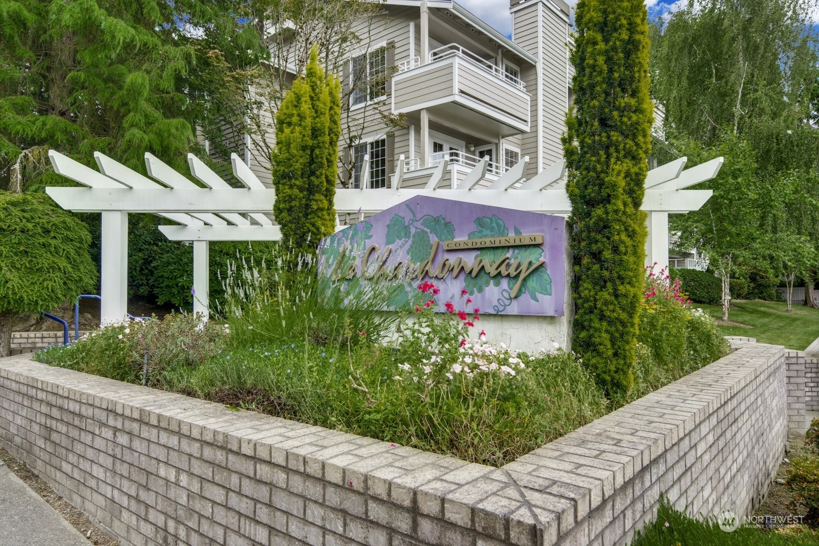 Property Photo:  14007 NE 181st Street A301  WA 98072 