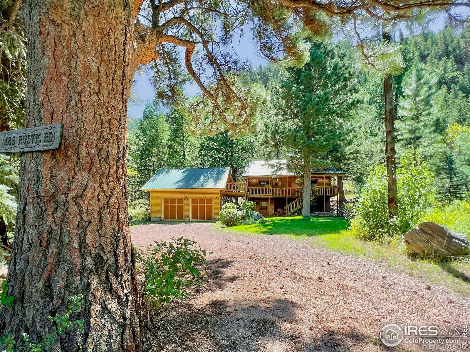 Property Photo:  685 Rustic Road  CO 80512 