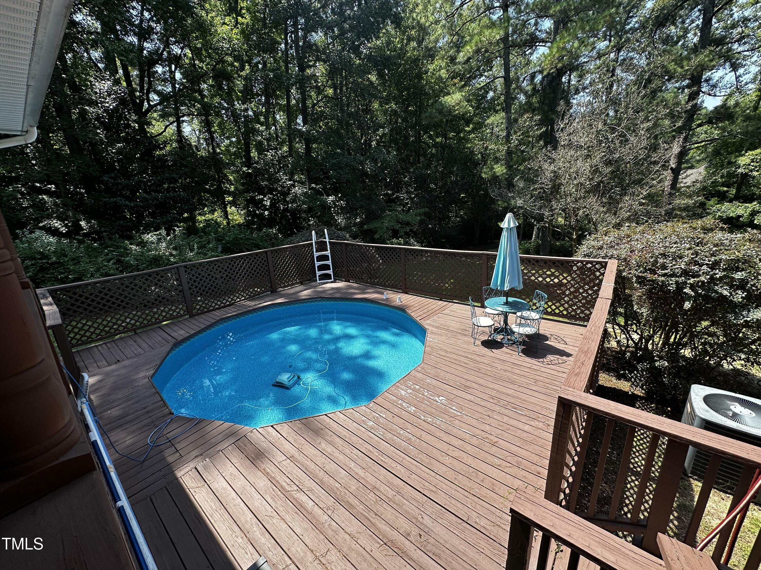 Property Photo: 184 Pine Street E NC 27546