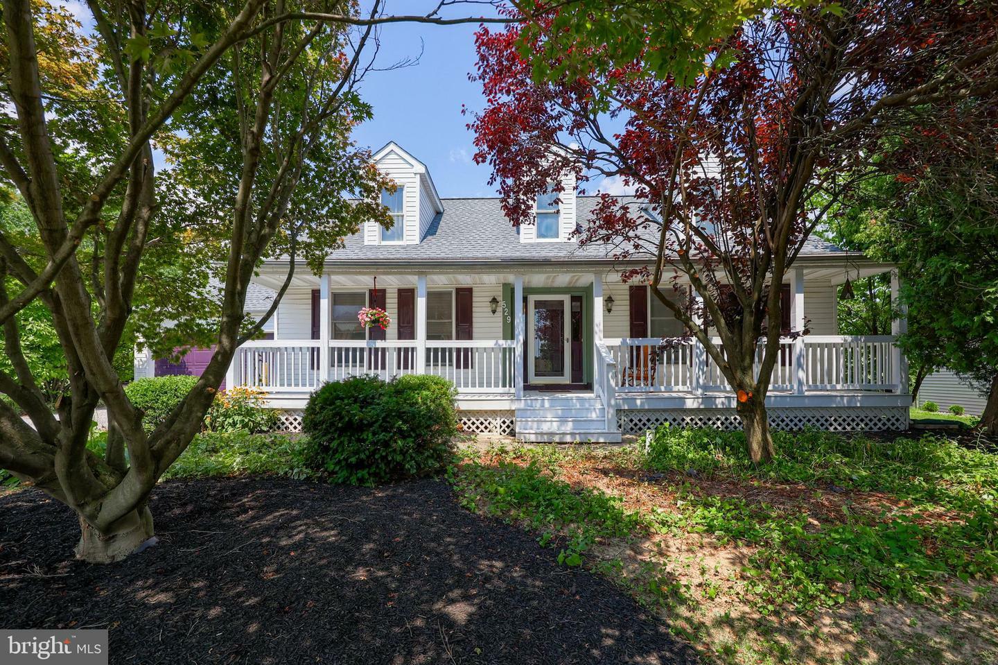 Property Photo:  529 Crestwood Drive  PA 17356 