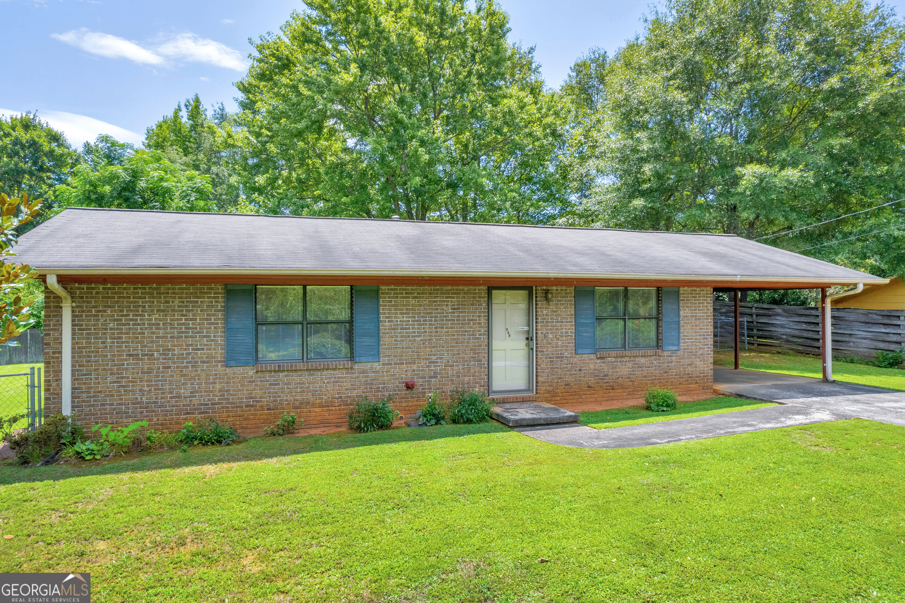 Property Photo:  864 Collier Road  GA 30577 